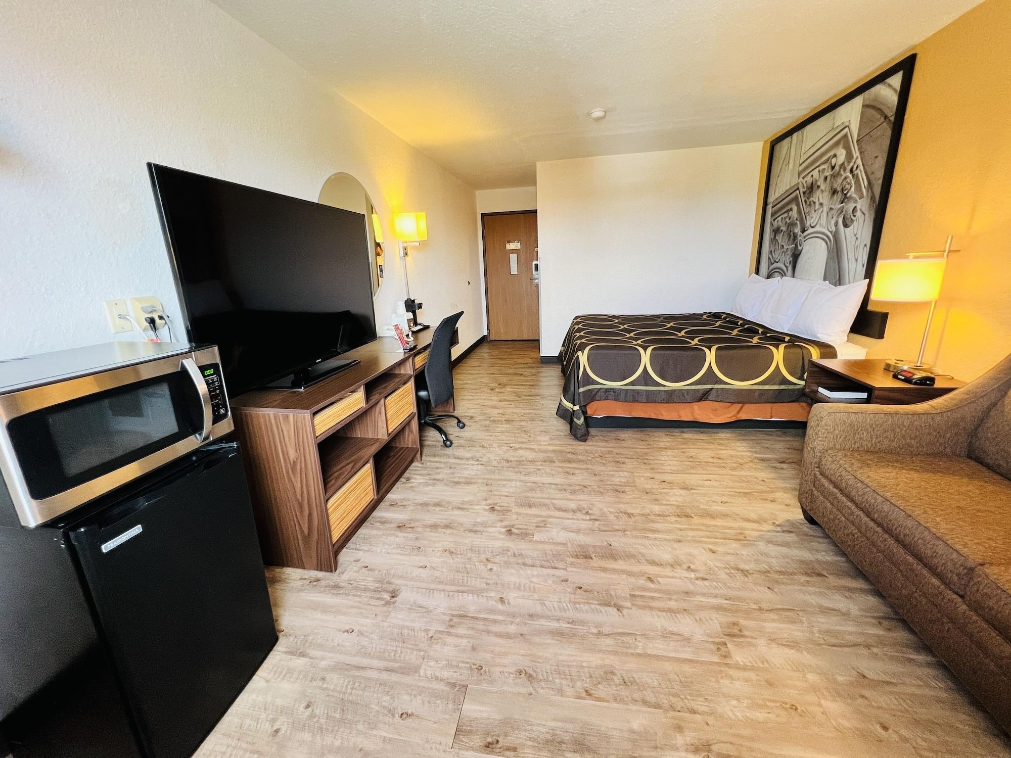 Super 8 By Wyndham Elizabethtown Hotel Exterior photo