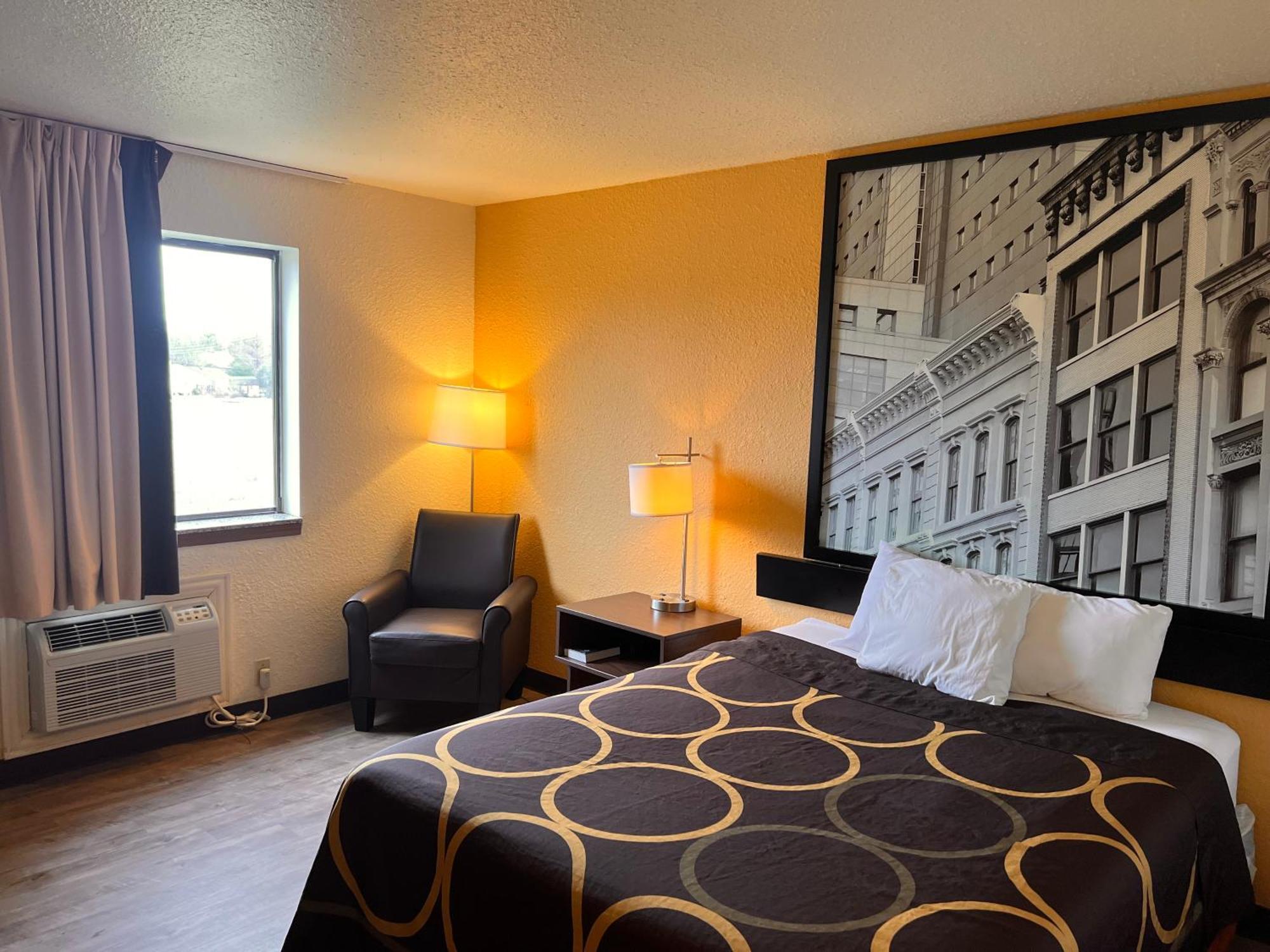 Super 8 By Wyndham Elizabethtown Hotel Exterior photo