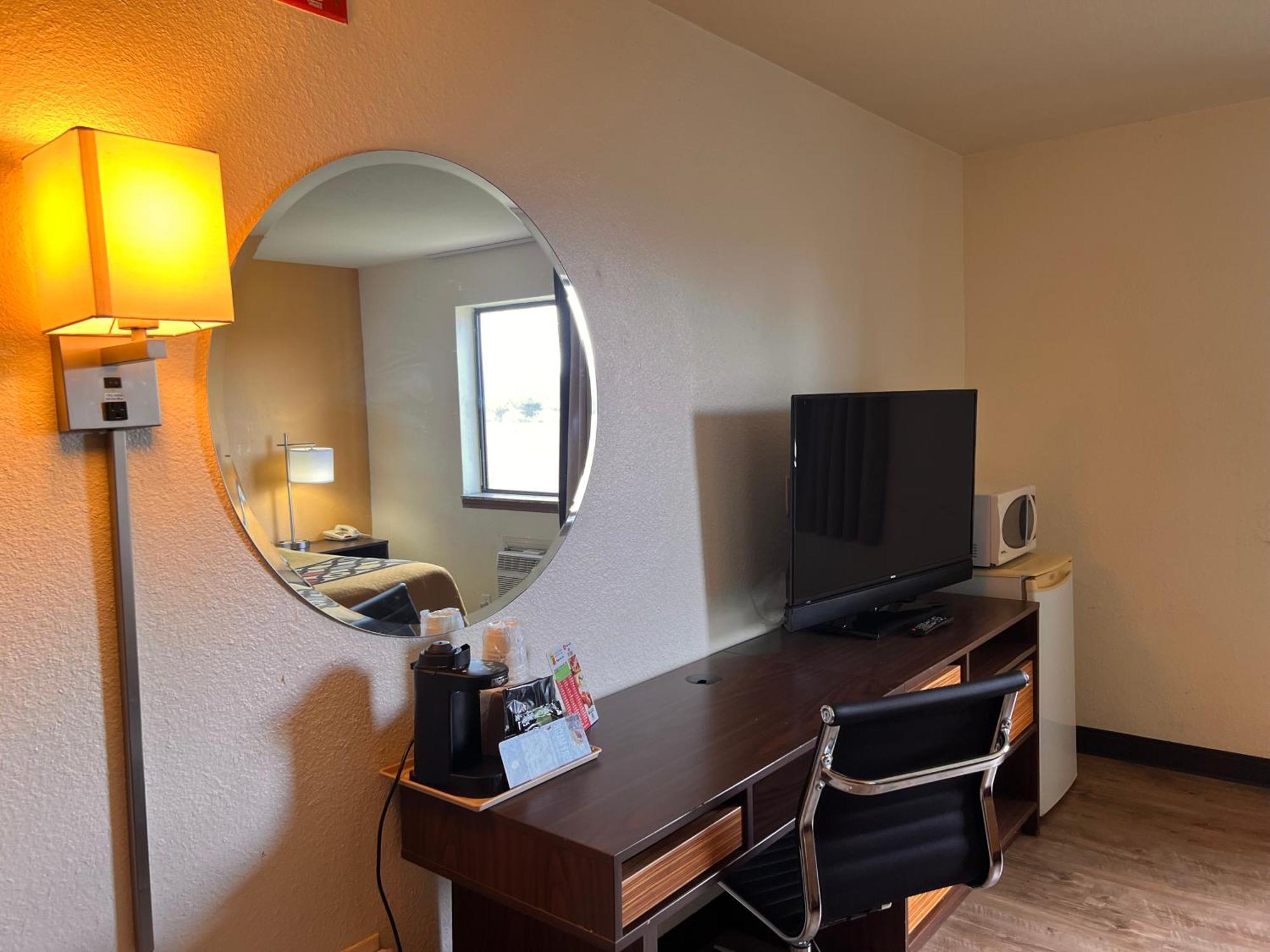 Super 8 By Wyndham Elizabethtown Hotel Exterior photo