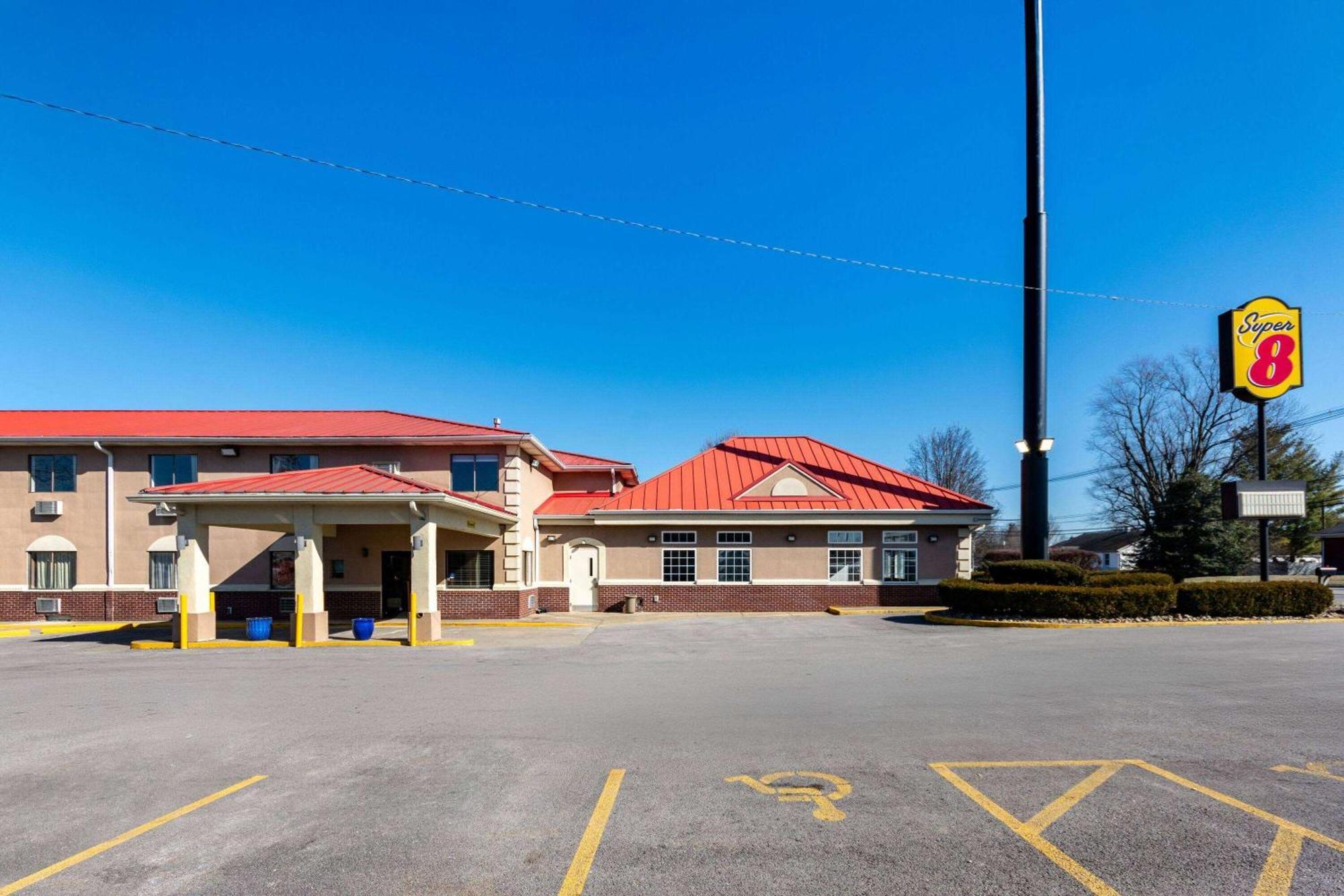 Super 8 By Wyndham Elizabethtown Hotel Exterior photo