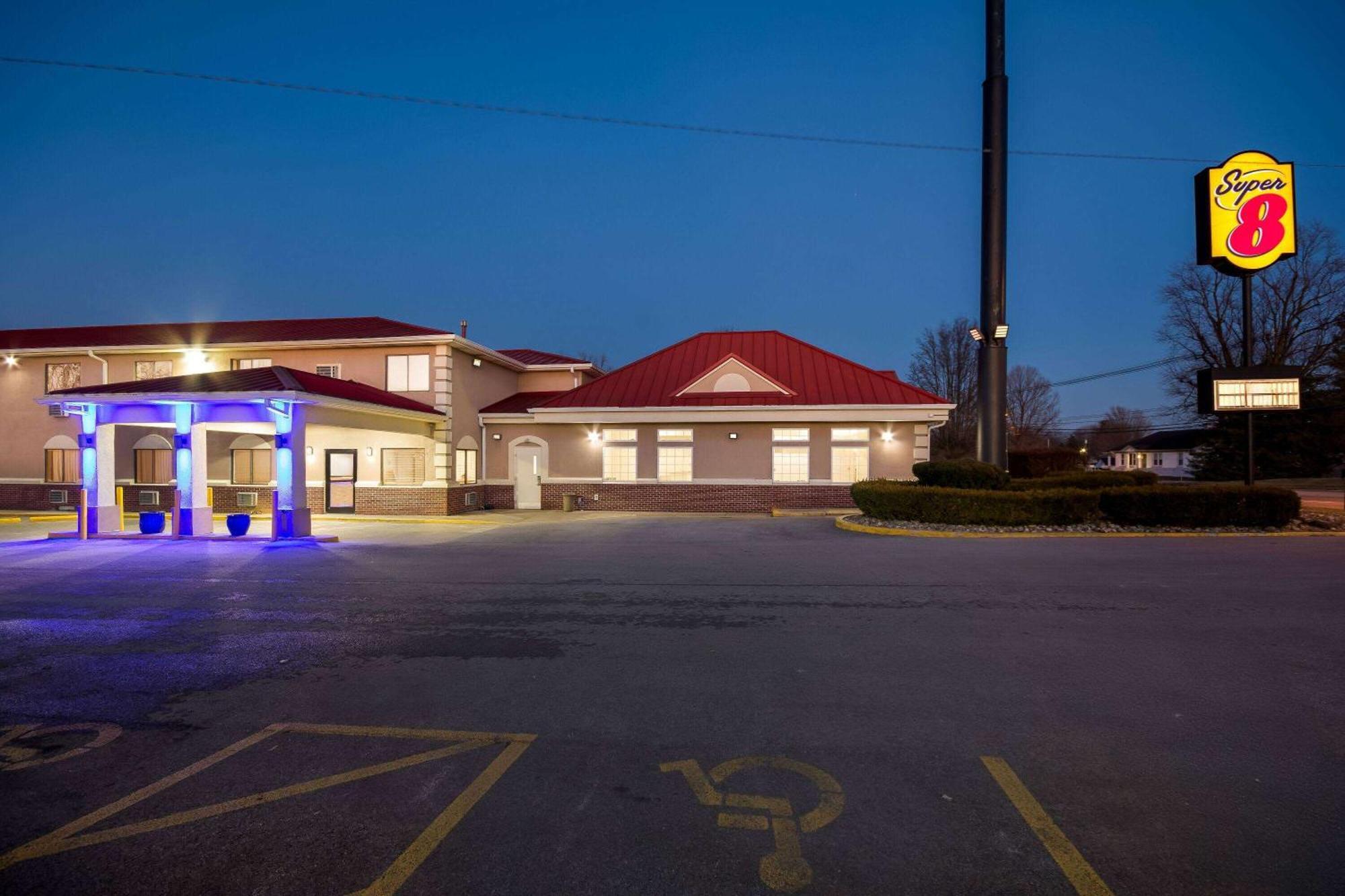 Super 8 By Wyndham Elizabethtown Hotel Exterior photo